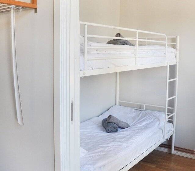 豪华套房, Slite Badhotell