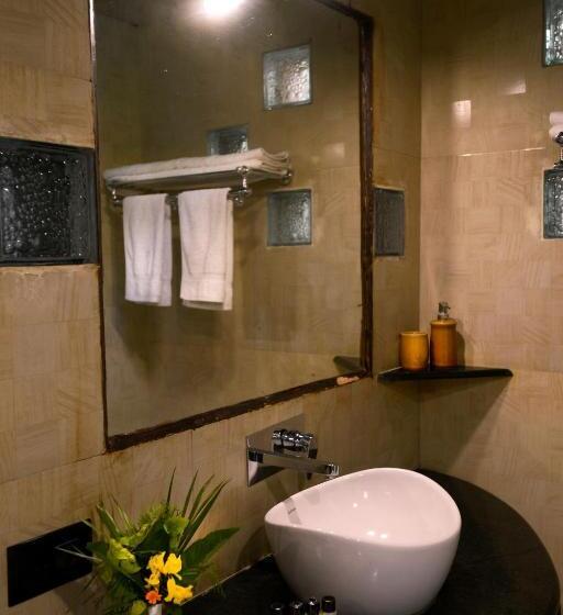 패밀리 스위트, Pench Jungle Camp