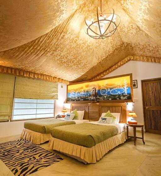 Deluxe Tent, Pench Jungle Camp