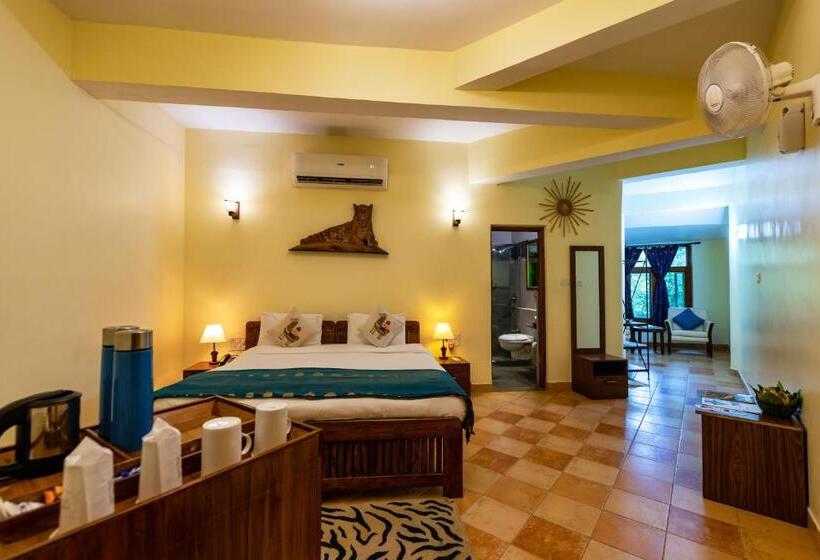 חדר פרמיום, Pench Jungle Camp