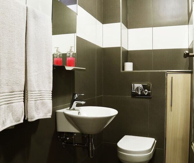 ベーシックルーム, Portao Diaz