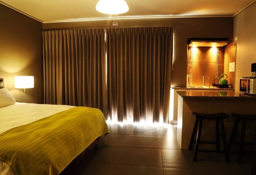 ベーシックルーム, Portao Diaz