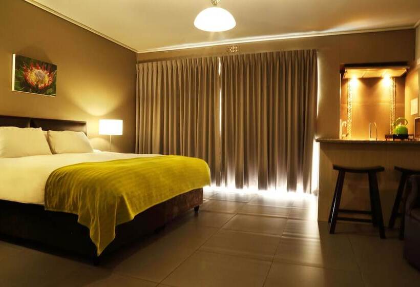 ベーシックルーム, Portao Diaz