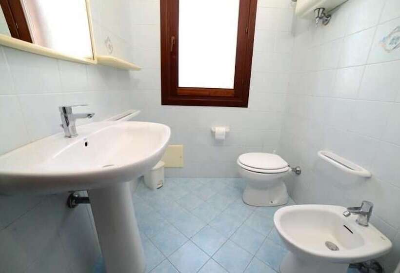 شقة غرفة واحدة, Residence Smeraldo