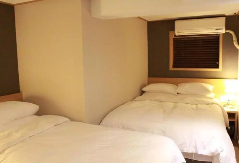 اتاق لوکس خانوادگی, About Stay Seoul