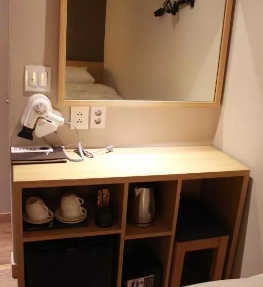 اتاق لوکس خانوادگی, About Stay Seoul