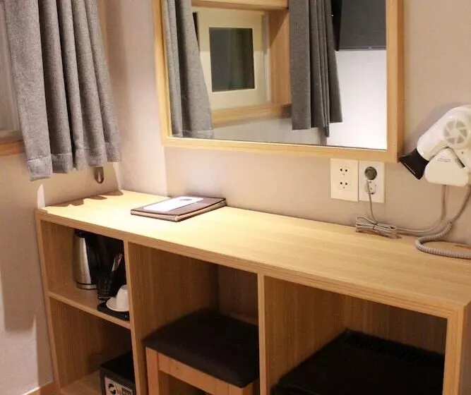 اتاق استاندارد یک نفره, About Stay Seoul