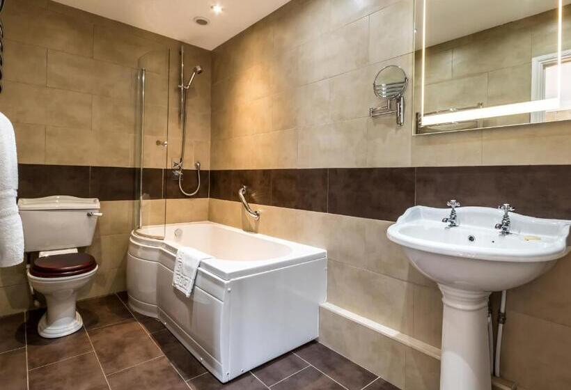 חדר סטנדרט, The Crown Inn