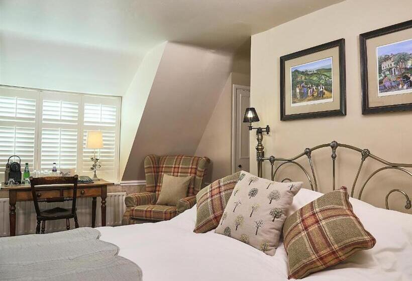 חדר סטנדרט, The Crown Inn