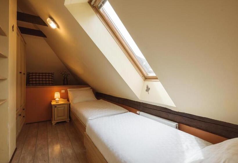 اتاق خانوادگی, Vitranc Boutique