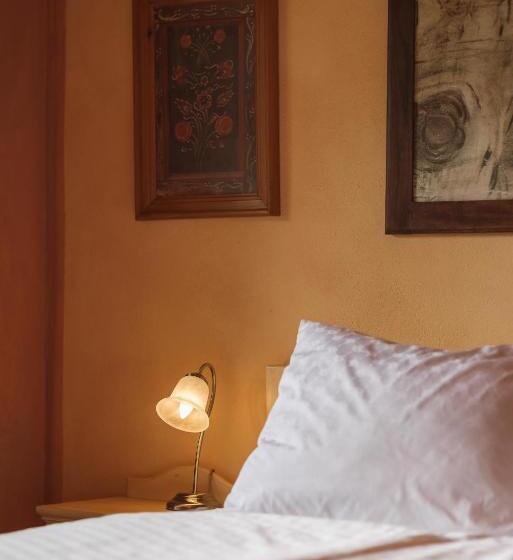 اتاق عادی, Vitranc Boutique