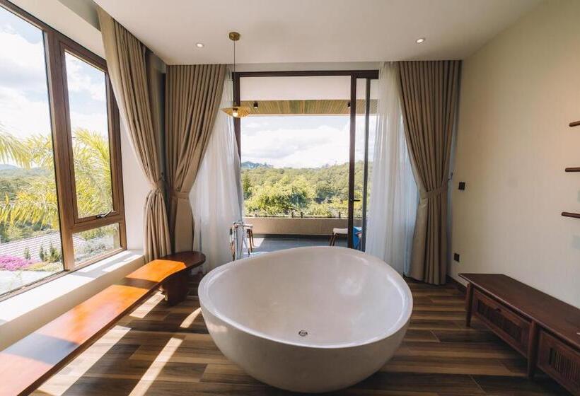 3 Bett Deluxe Zimmer, Zen Valley Dalat