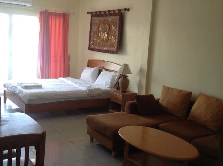 غرفة سوبيريور, Jomtien Hostel