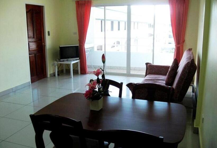 غرفة قياسية مطلّة علي البحر مزوَّدة بشُرفة, Jomtien Hostel