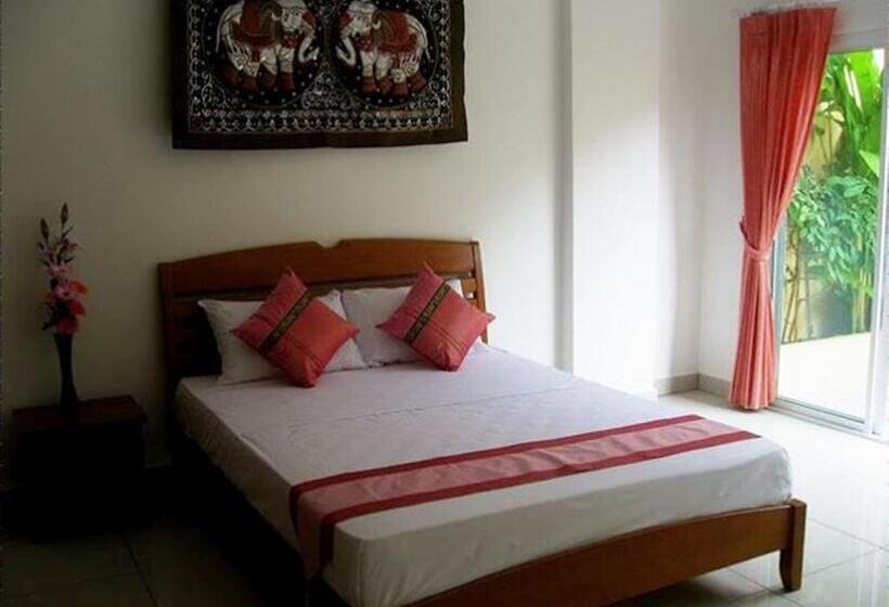 غرفة قياسية مطلّة علي البحر مزوَّدة بشُرفة, Jomtien Hostel