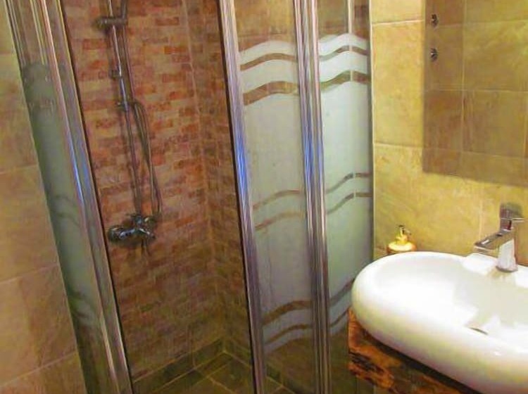 Номер Стандарт Трехместный, Amazon Petite Palace