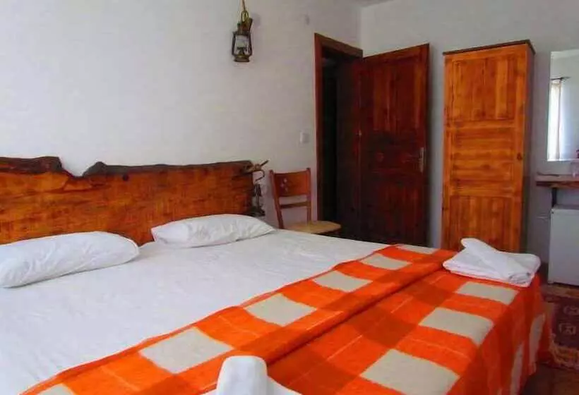 Perhehuone, Amazon Petite Palace