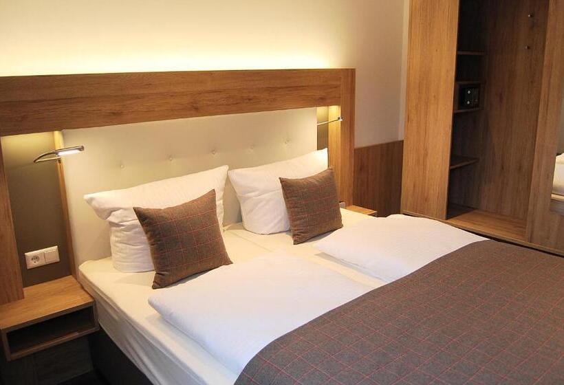 스탠다드 룸, Am Martinsberg