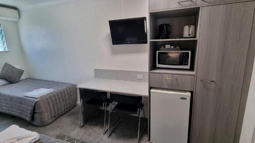 Номер Стандарт, Y Motels Kingaroy