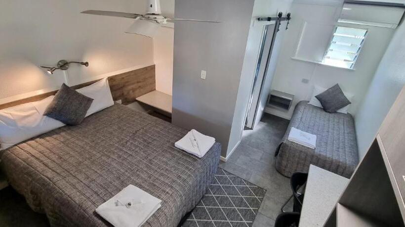 Номер Стандарт, Y Motels Kingaroy