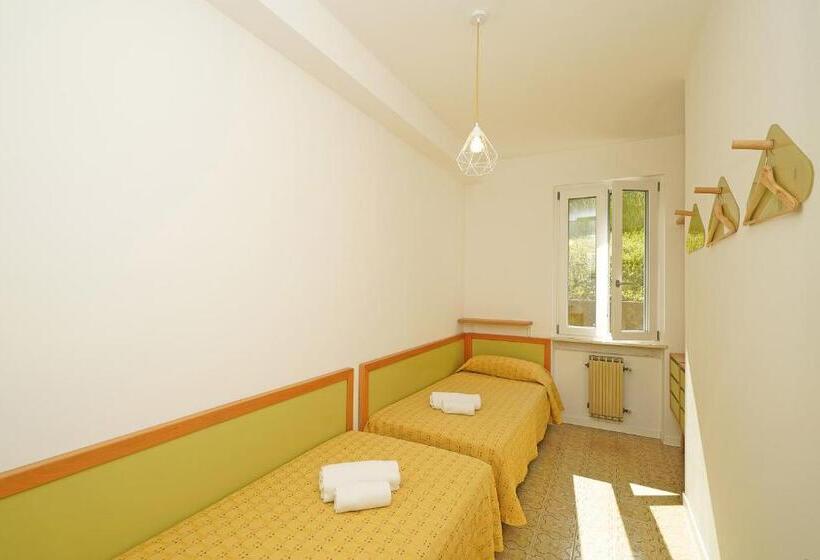 Апартаменты Comfort 2 Спальни, Residence Arca