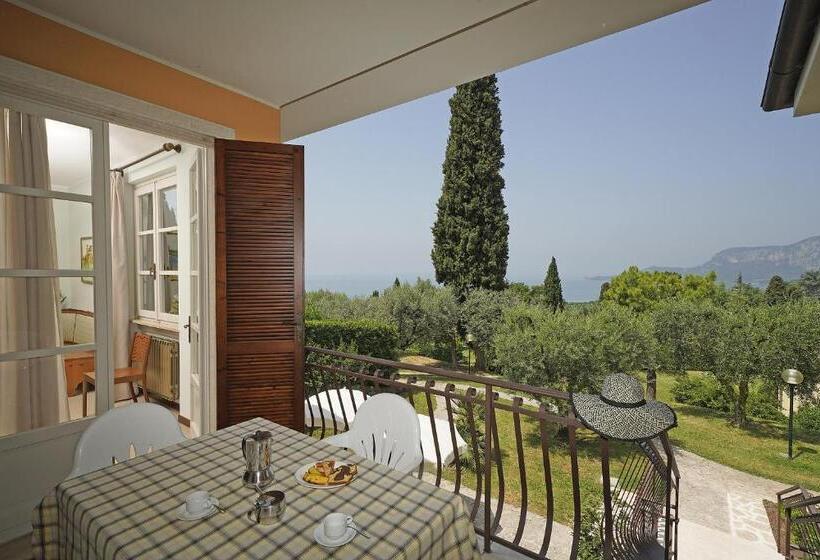 2 Bedrooms Apartment Lake View, Residence Arca