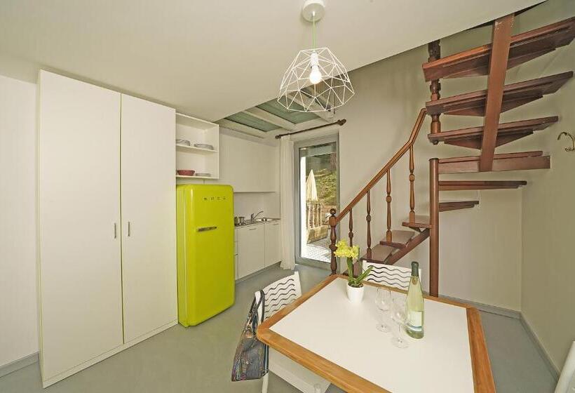 Студио Стандарт Вид на Сад, Residence Arca