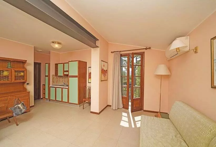 آپارتمان 1 خوابه, Residence Arca