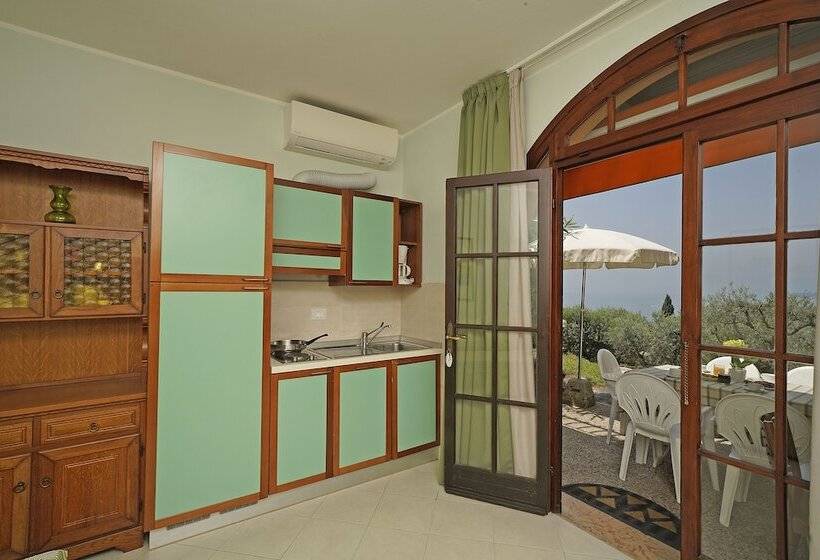 Апартаменты Comfort 2 Спальни, Residence Arca