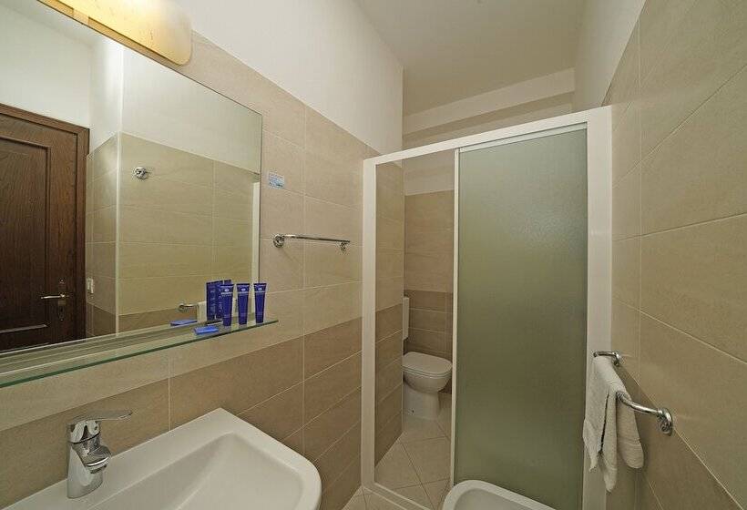 Апартаменты Comfort 2 Спальни, Residence Arca