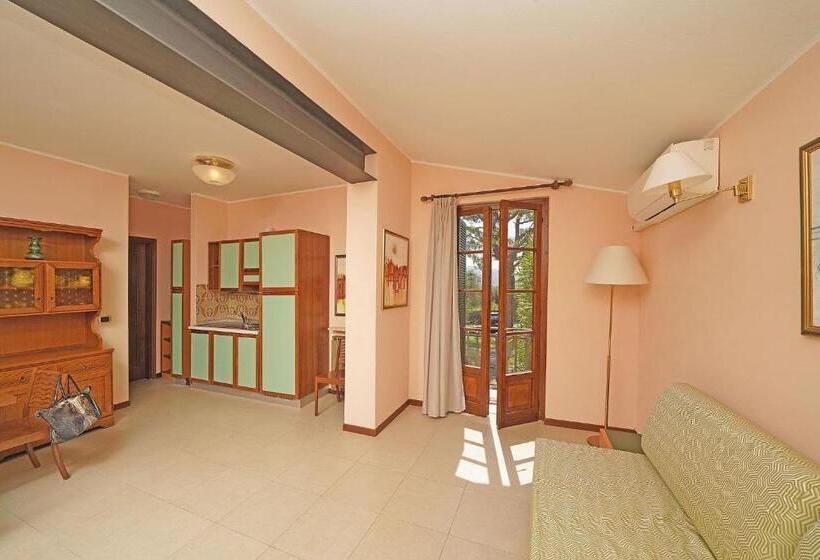 1 Bedroom Apartment Lake View, Residence Arca