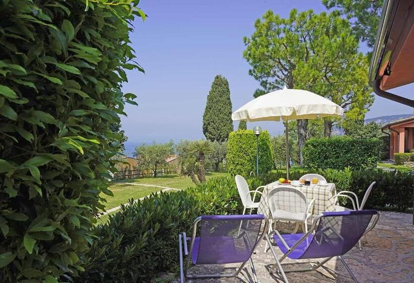 1 Bedroom Apartment Lake View, Residence Arca