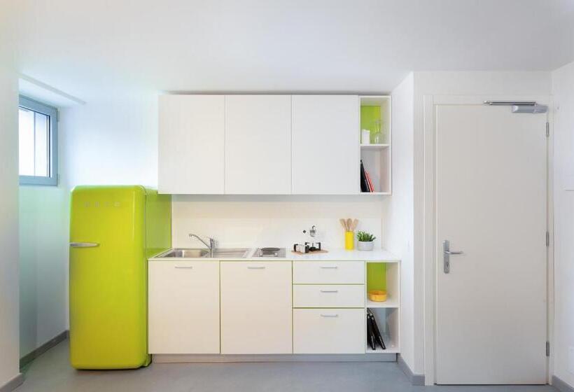 Студио Стандарт Вид на Сад, Residence Arca