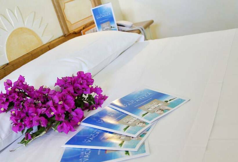 Четырехместный Номер Стандарт, Club Esse Posada