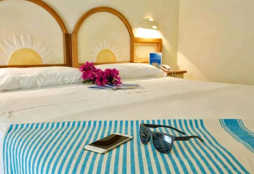 اتاق استاندارد چهار تخته, Club Esse Posada