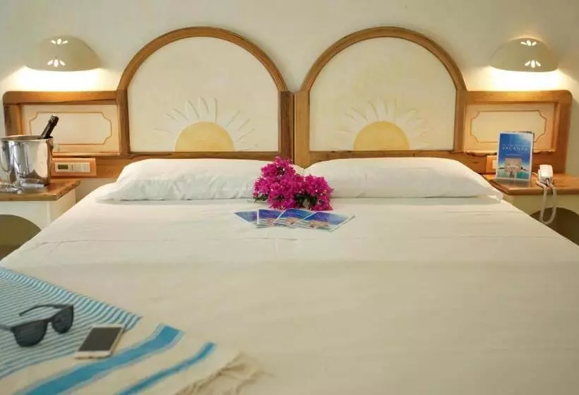 اتاق استاندارد چهار تخته, Club Esse Posada
