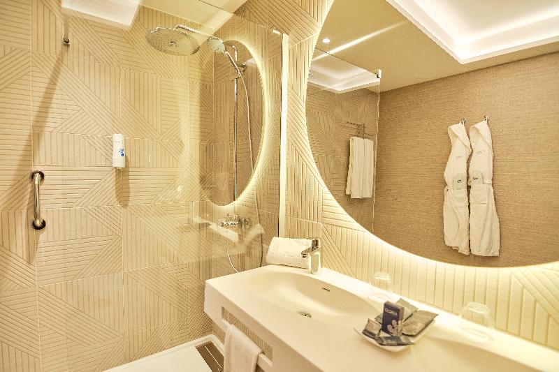 Номер Deluxe, La Quinta Inn & Suites By Wyndham Sunrise