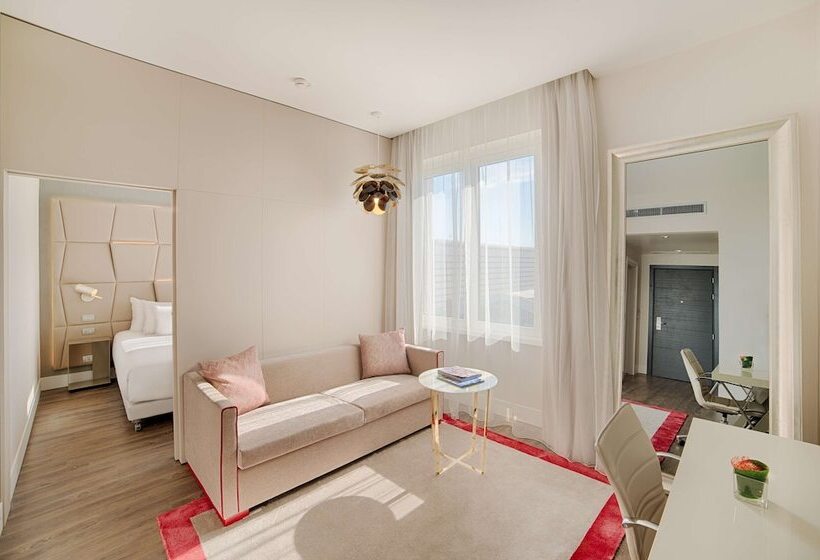 סוויטת ג'וניור םע נוף, NH Collection Palazzo Cinquecento