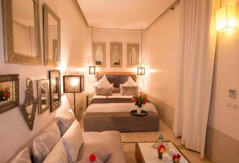 سوییت, Riad Dar 73