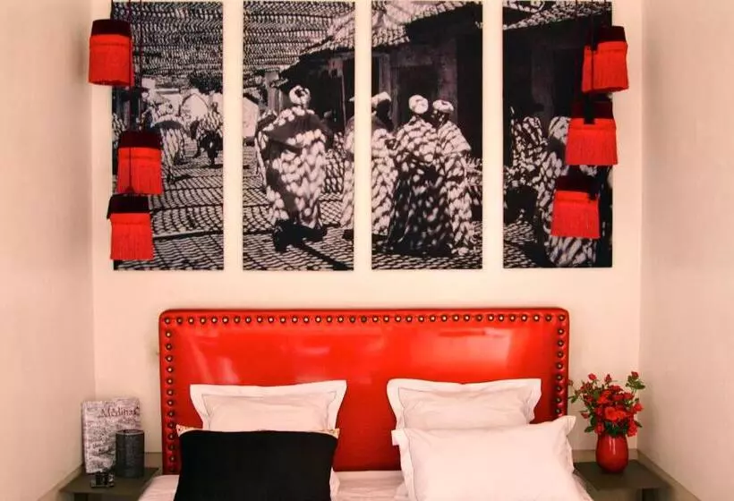 سوییت جونیور, Riad Dar 73