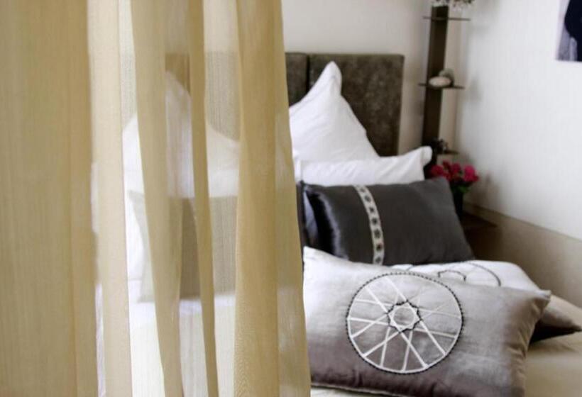 اتاق استاندارد, Riad Dar 73