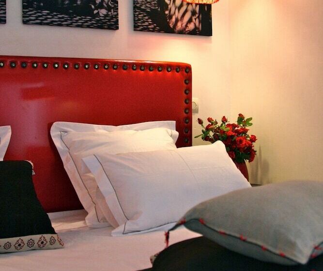 سوییت جونیور, Riad Dar 73