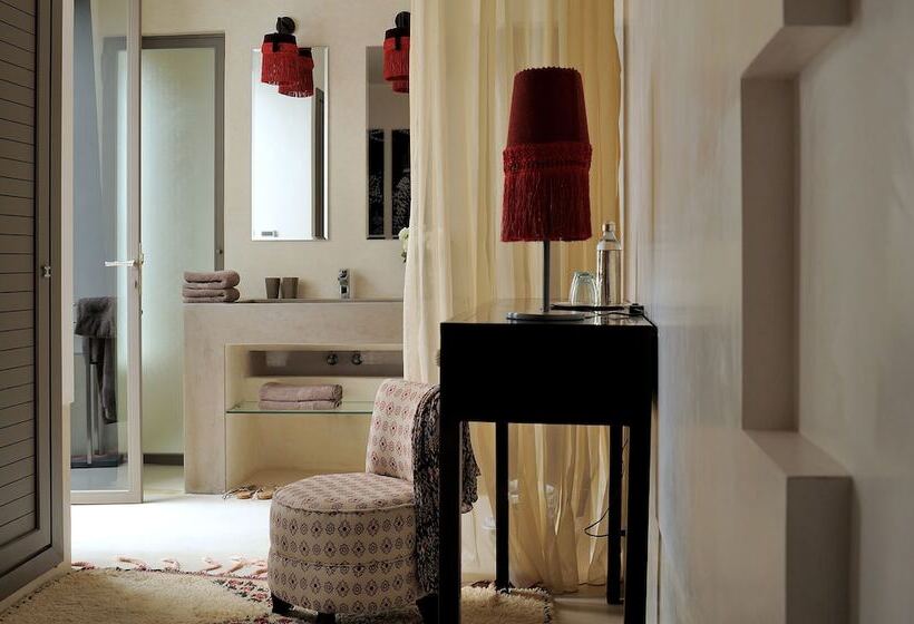 سوییت جونیور, Riad Dar 73