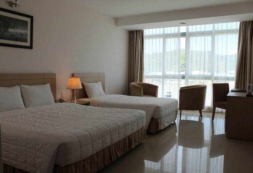 اتاق سوپریور سه تخته, River