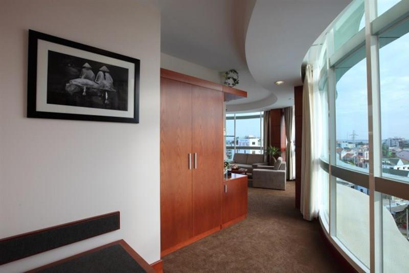 سوییت جونیور, River