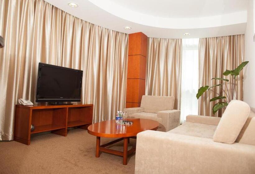 سوییت جونیور, River