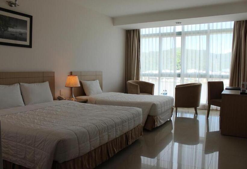 اتاق سوپریور سه تخته, River