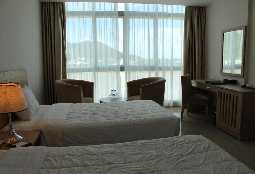 اتاق سوپریور سه تخته, River