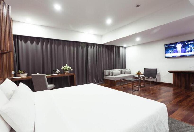 スイート, Somadevi Angkor Boutique And Resort