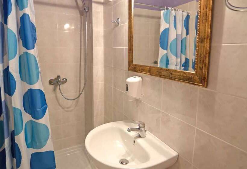 غرفة إقتصادية, Minos Pension